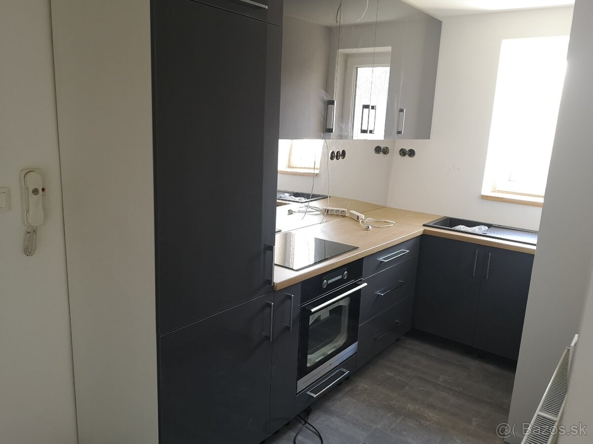 3-izbový byt + garáž