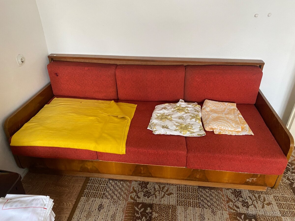 Predám rozkladací gauč, válendy