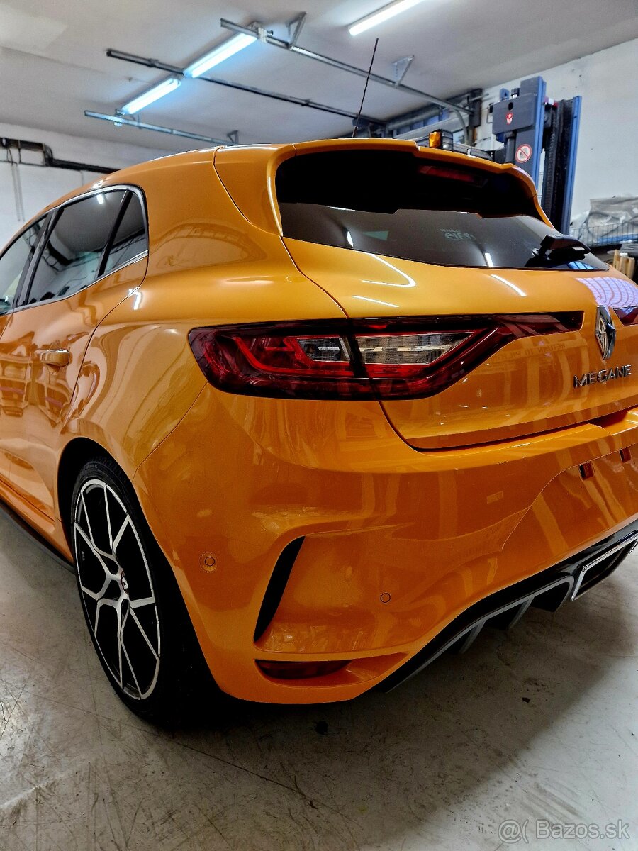 Renault Megane RS Trophy