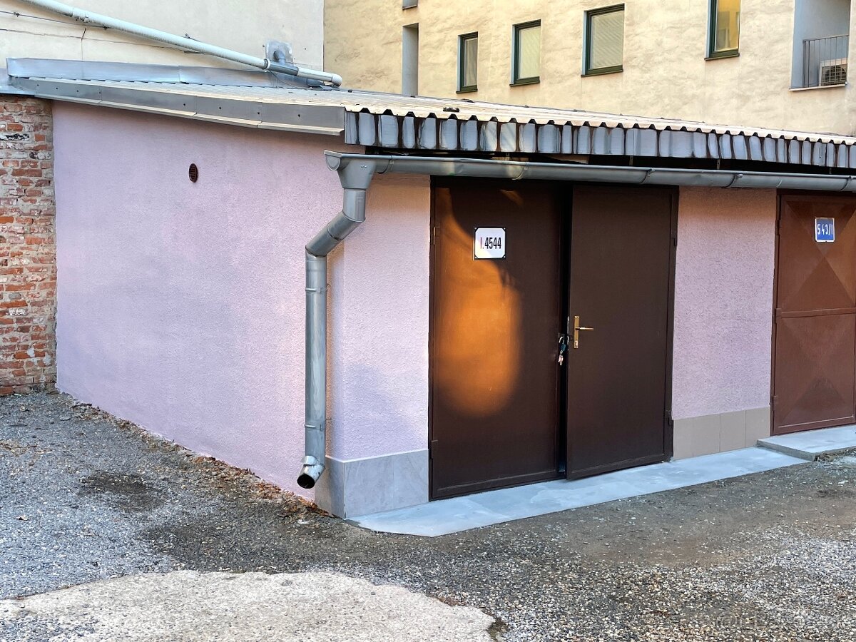 Garáž na Mlynskej ul. na prenájom