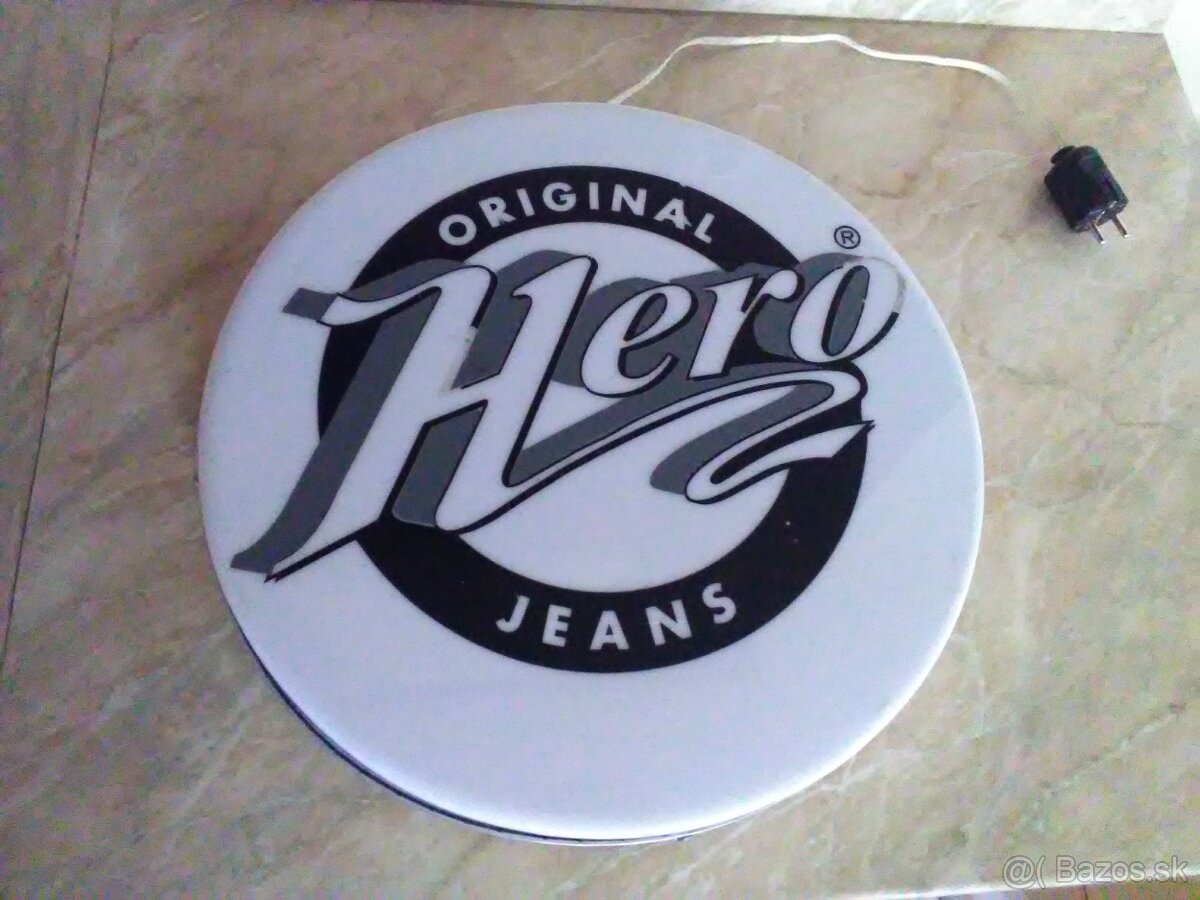 Svietiaca tabuľa HERO JEANS