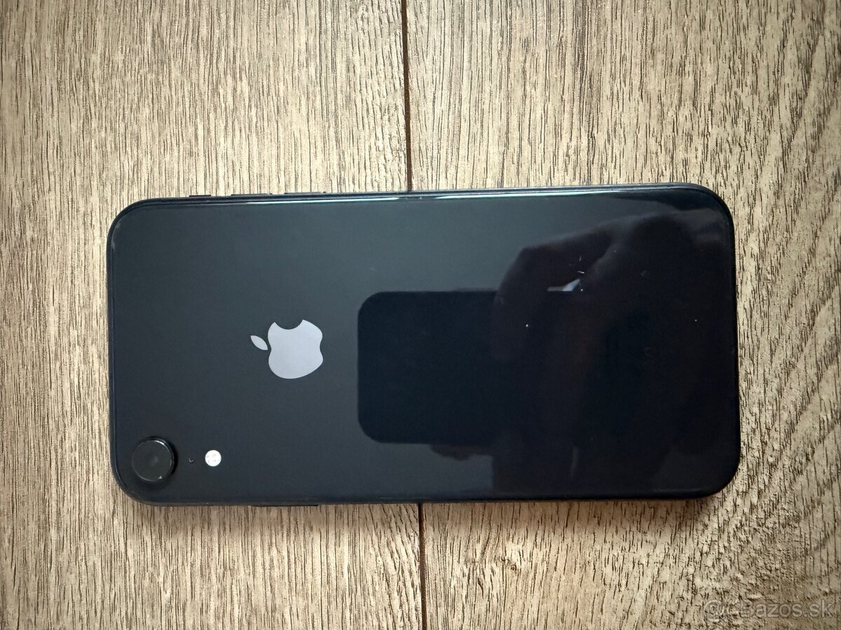 iPhone XR 128GB čierny