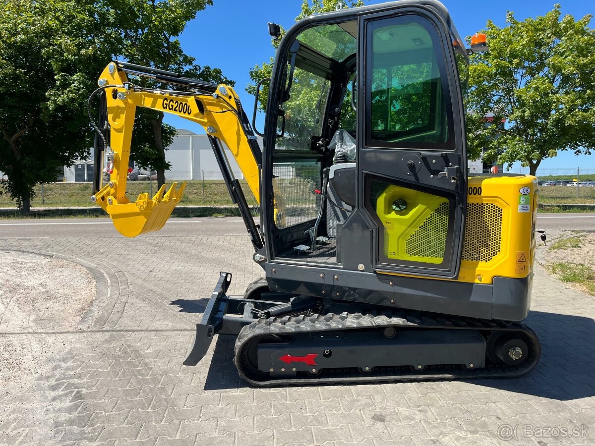 Minibáger GG2000CAB AKCIA