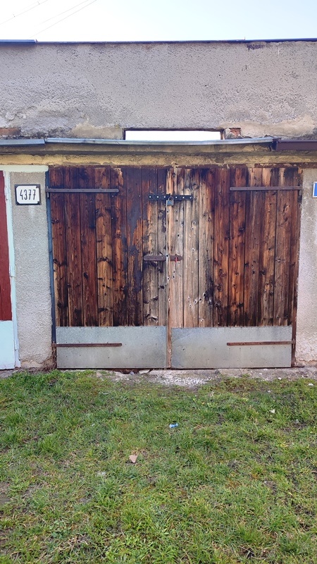 Predám garáž v R. Sobote, ul Rožňavská - nízka cena