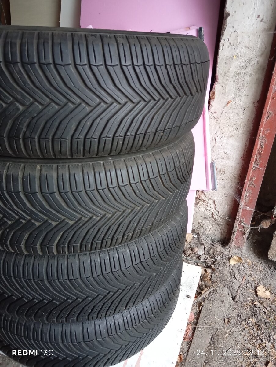 Zimné pneumatiky 215/65 R16
