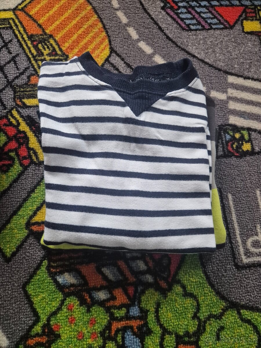 Balík oblečenia 104/110