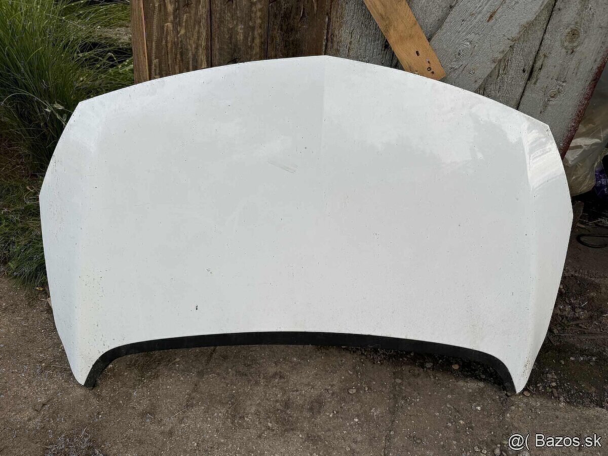 Predná kapota Opel Astra J