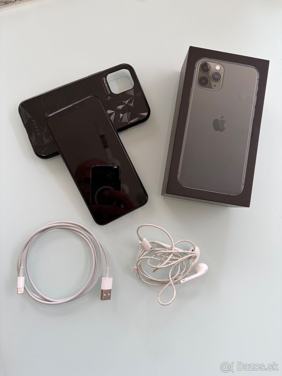 Predam iphone 11 pro 256 GB, super stav