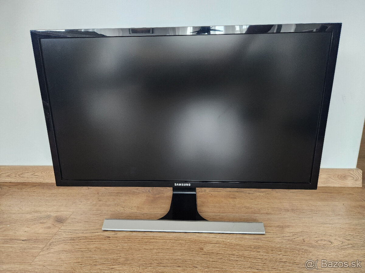 SAMSUNG U28E590D 28" (72 cm) 4K UHD
