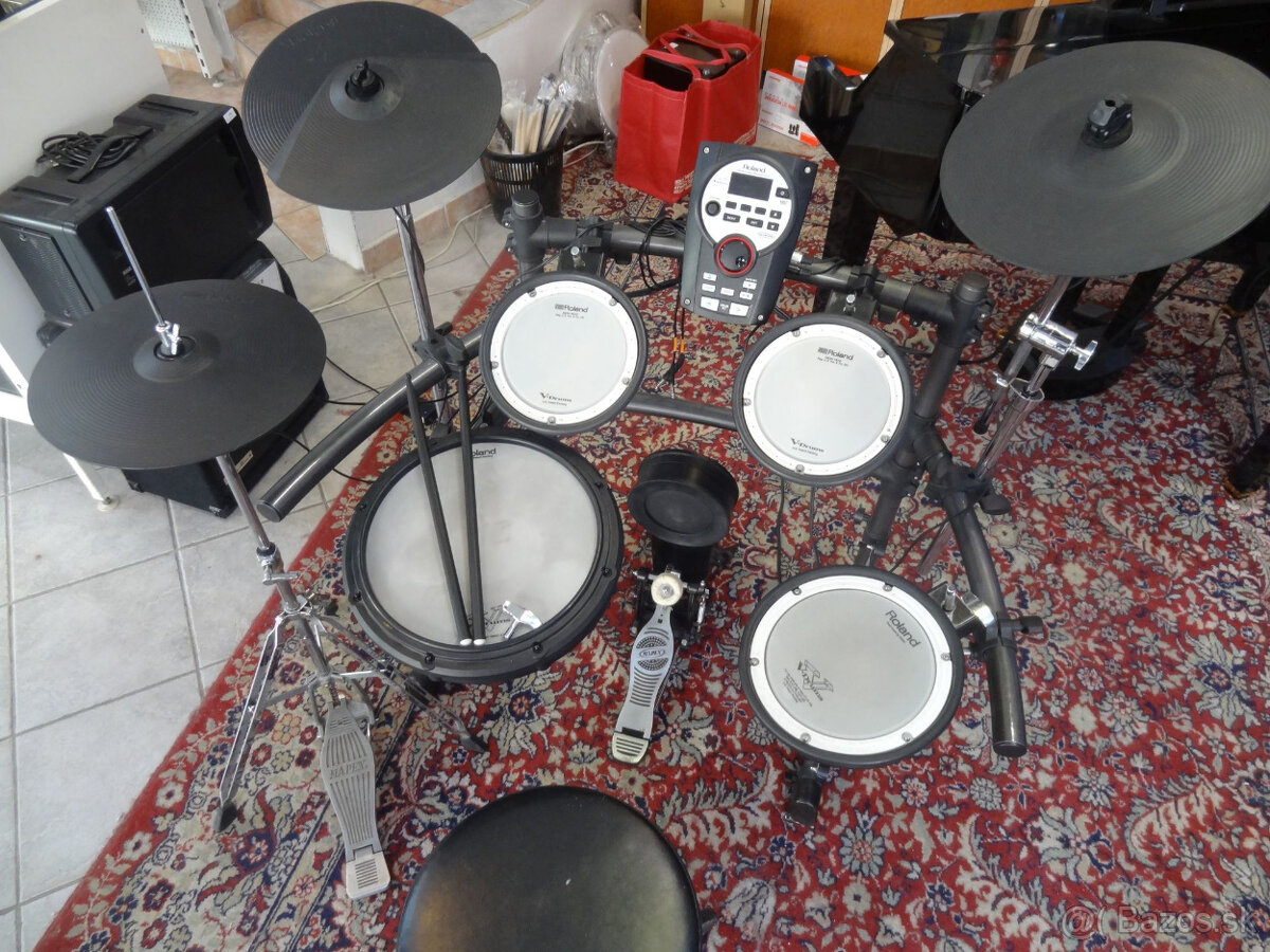 Roland TD-11 el. bicie málo používané s mesh headmi