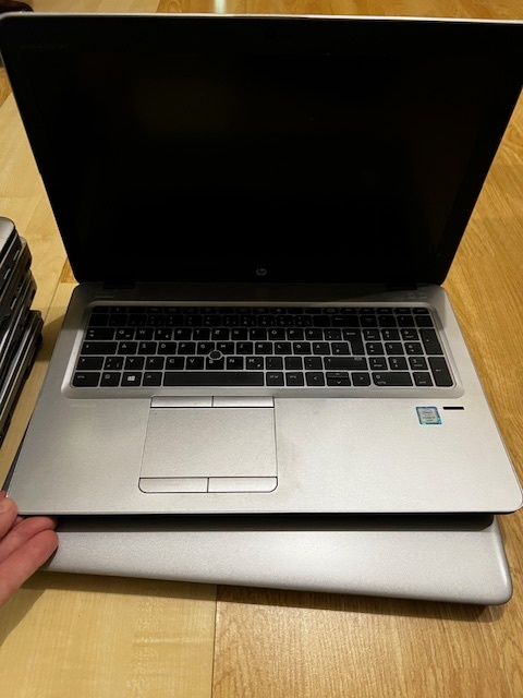6 x notebook na diely