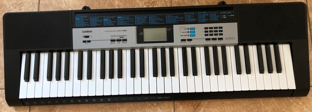 Predám varhany Casio LH136