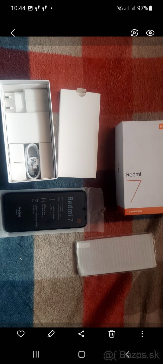 Xiaomi redmi 7( modre cierne)
