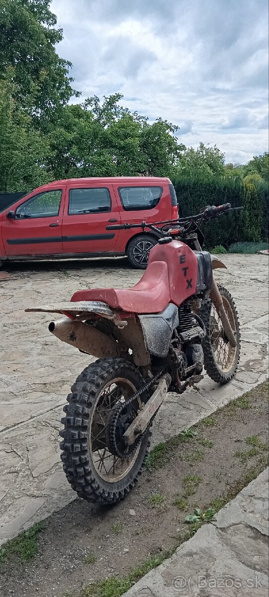 Aprilia 350 ETX