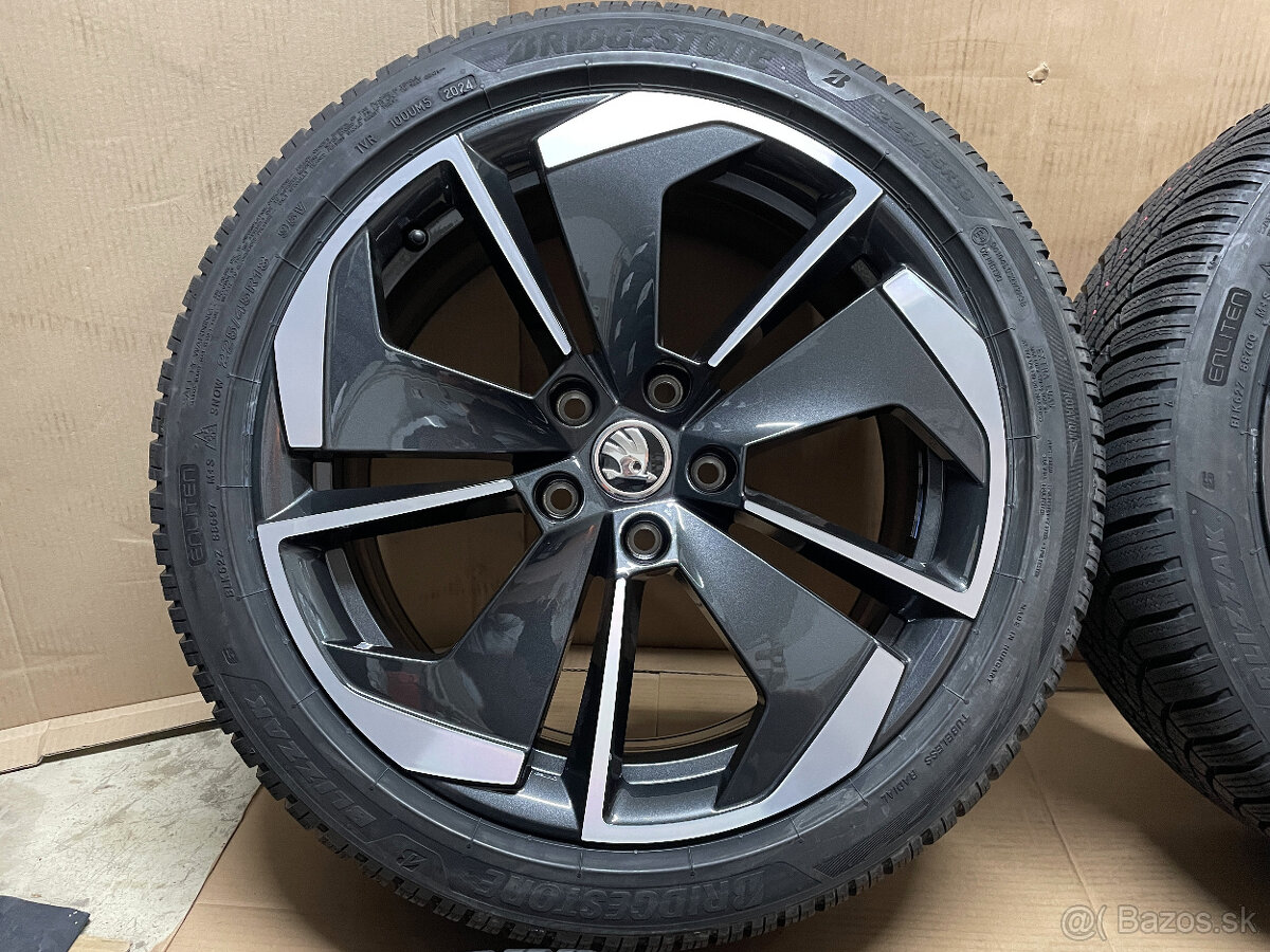 ŠKODA OCTAVIA IV NOVÁ ZIMNÍ COMET 225/45/18 95V DOT2024