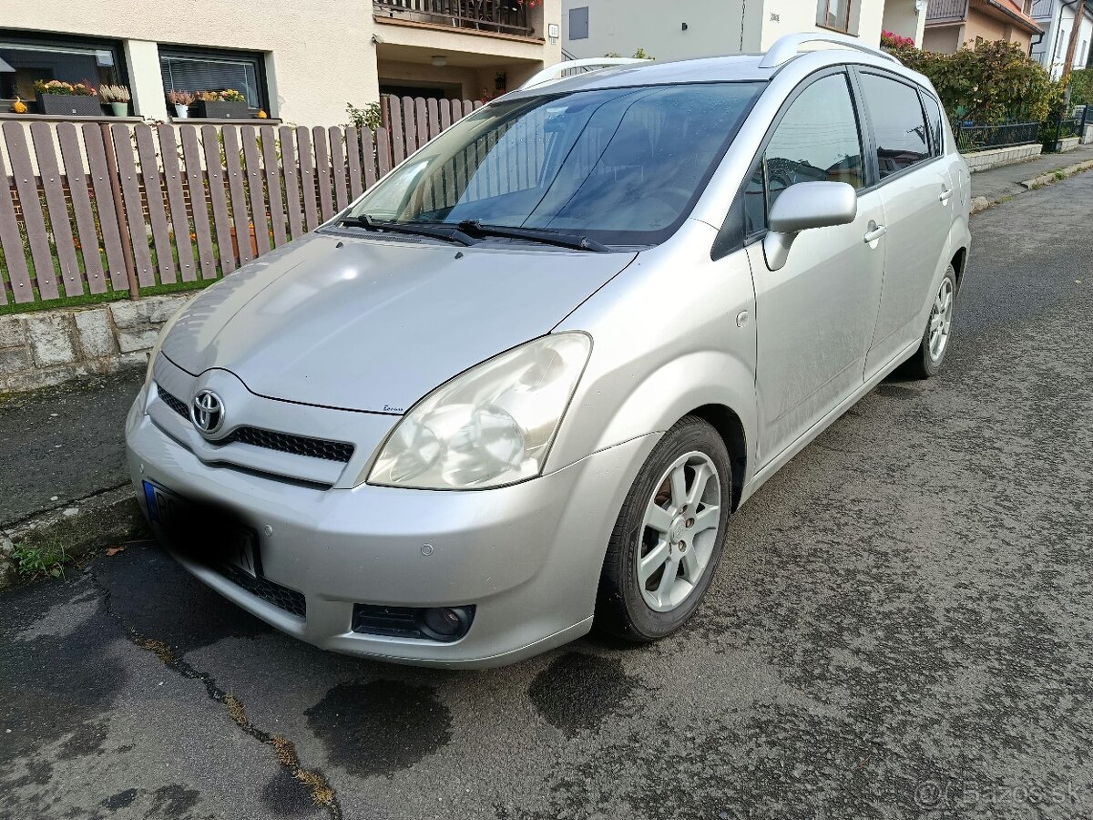 Toyota corolla verso 7-miest