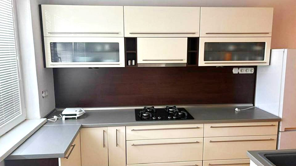 Pekný, zariadený 3-izb. byt s logiou, Fejova ul., pri Aupark