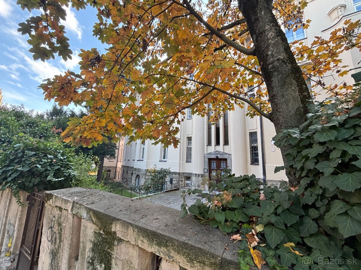 Unikátny staromestský byt 75m, ul. Palisády, top INVESTÍCIA