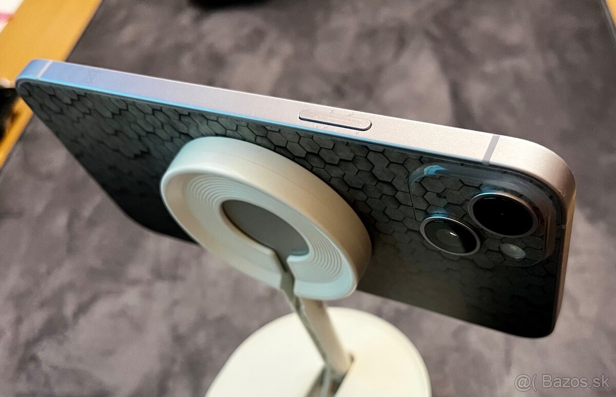 📱 Predám iPhone 14 Plus 128 GB – ✨ (Stav ako nový)