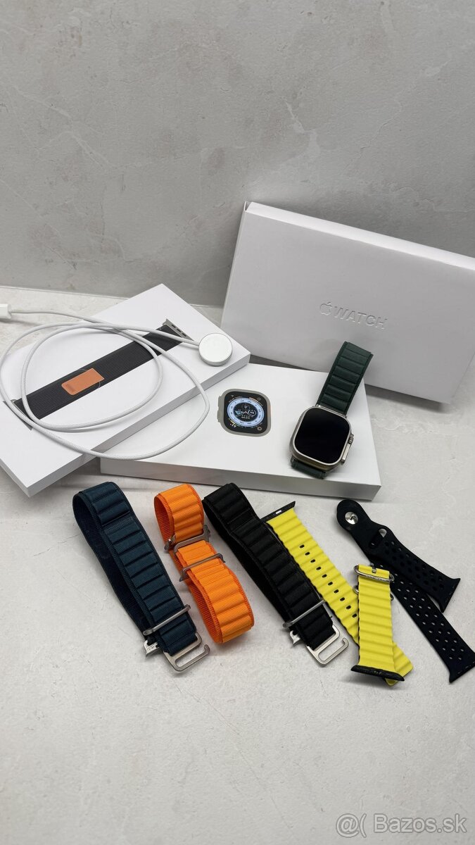 Apple watch Ultra 2 49mm Titanium black