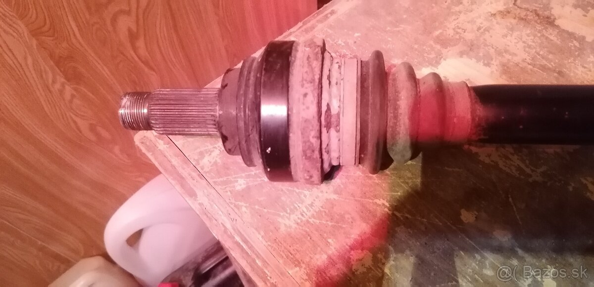 Poloosi BMW E60 / E61 – originál z 535d, funkčné, 2 kusy