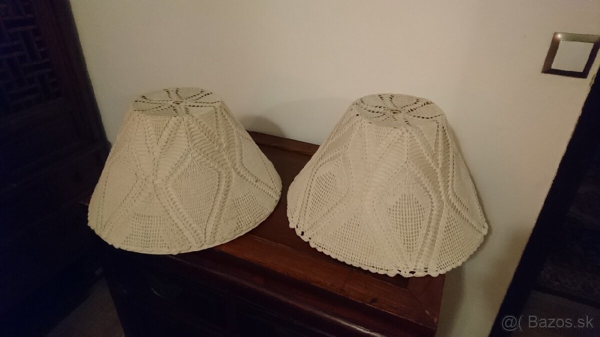 Tienidlo na lampu