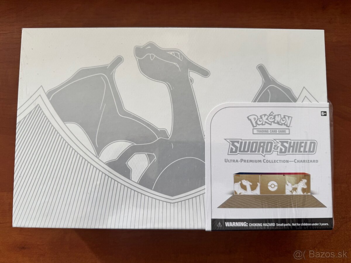 Pokémon TCG: Sword and Shield Ultra Premium Charizard
