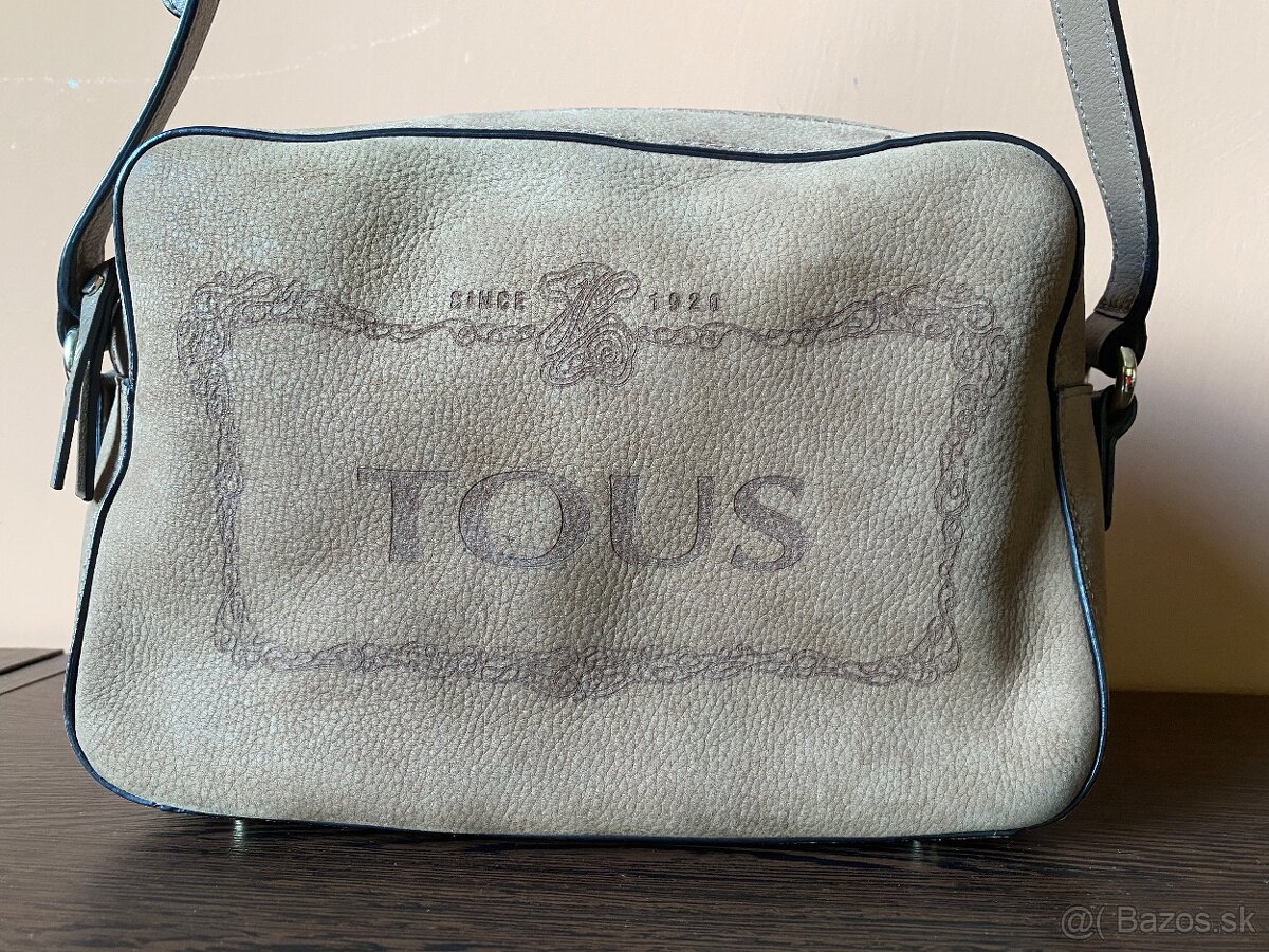 Crossbody kožená kabelka Tous