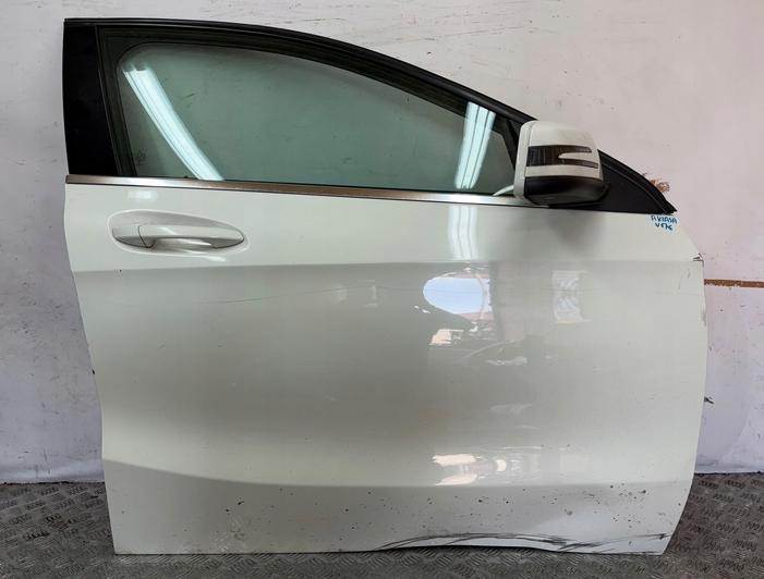 Mercedes A klassa W176 2012- pravé predné dvere