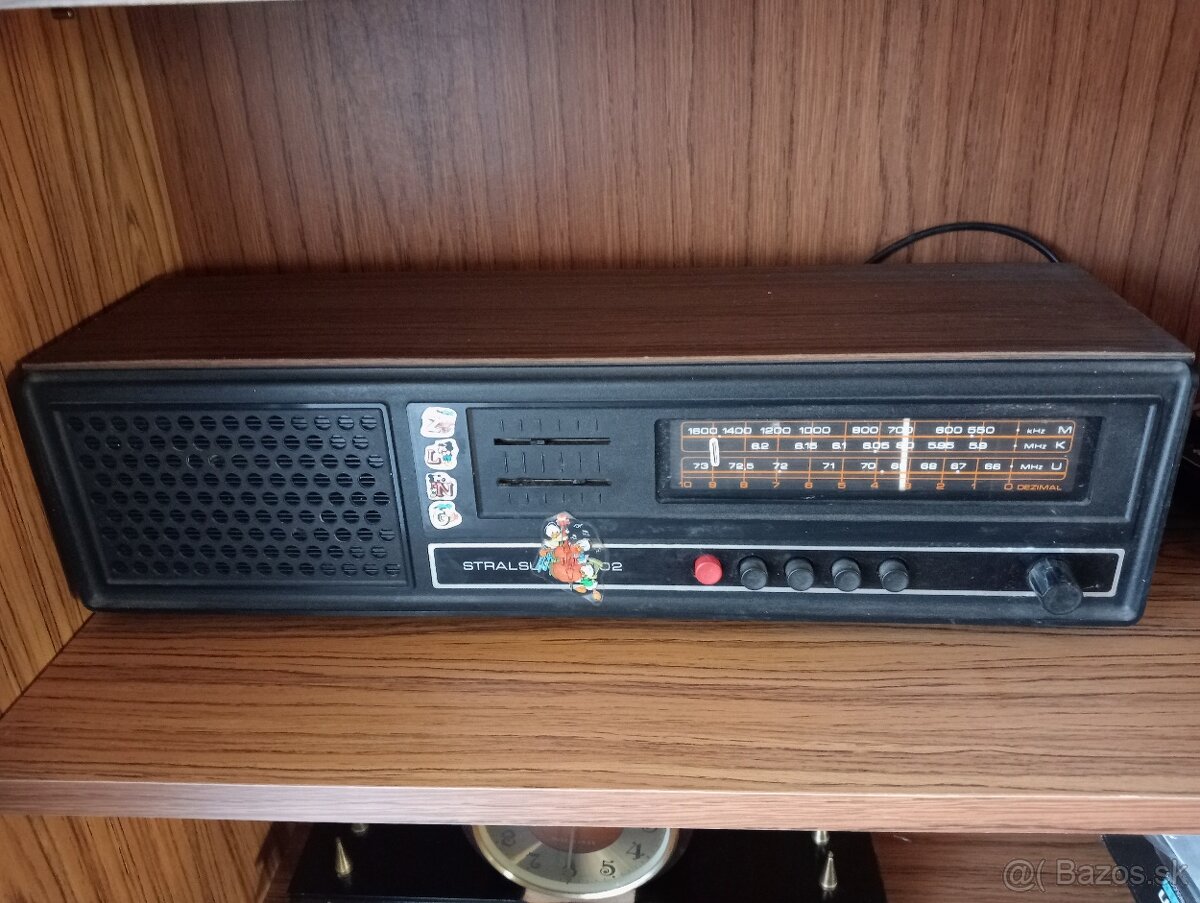 RETRO RADIO