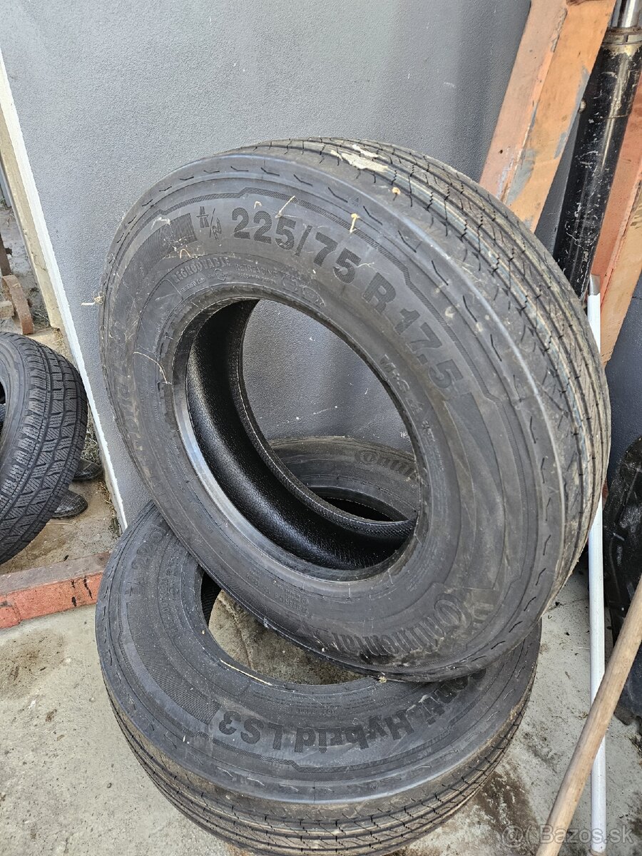 225/75 R17.5