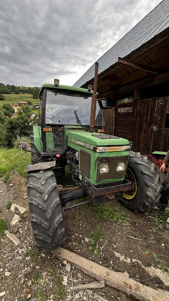 Zetor 7340 . John Deere 2400