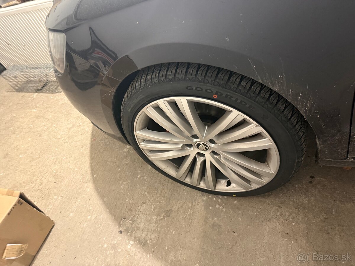 Elektróny Skoda Sirius R19 225/40 Celoročne pneu GOODRIDE