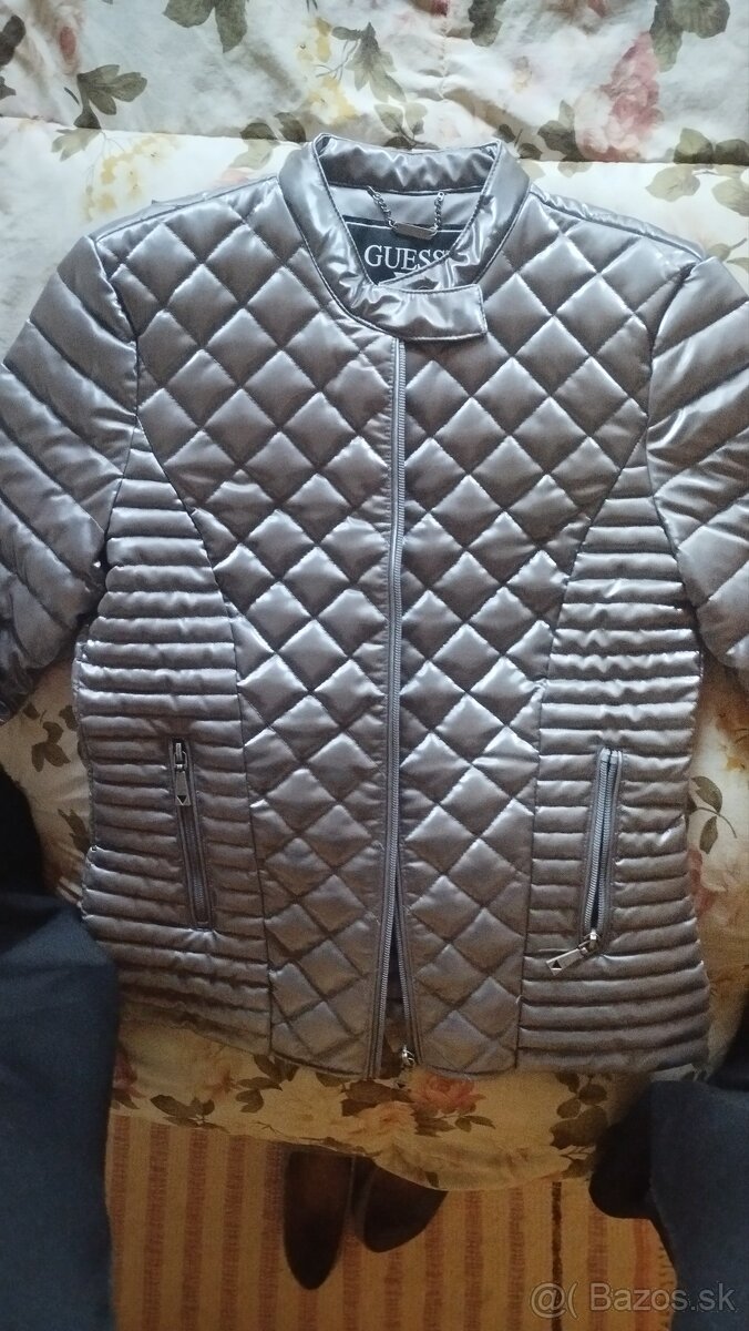 Nová Guess bunda č.36