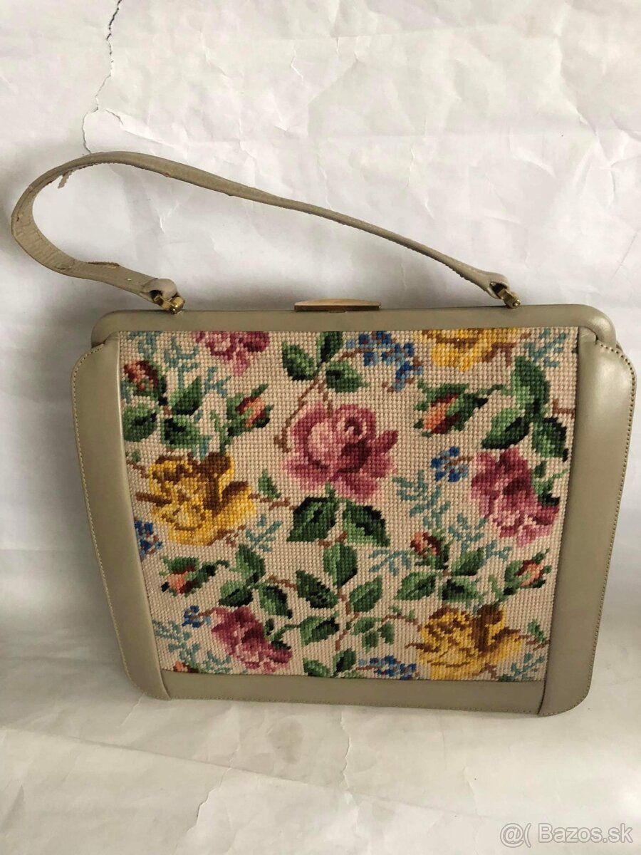 Velka kabelka gobelinka obojstranna vysivka