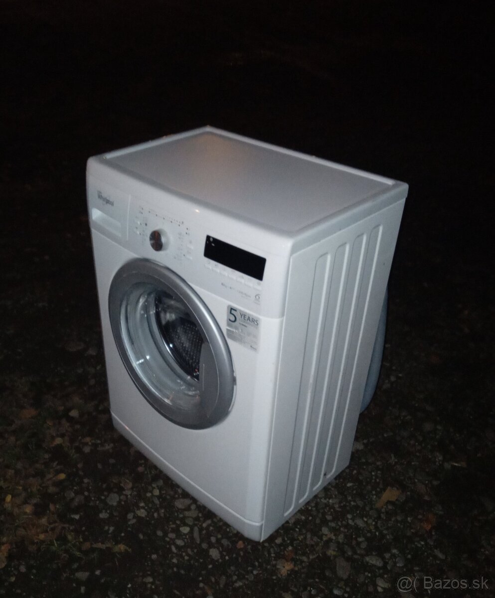 Predám ZÁNOVNÁ plnefunkčná automatická práčka WHIRLPOOL,A+++