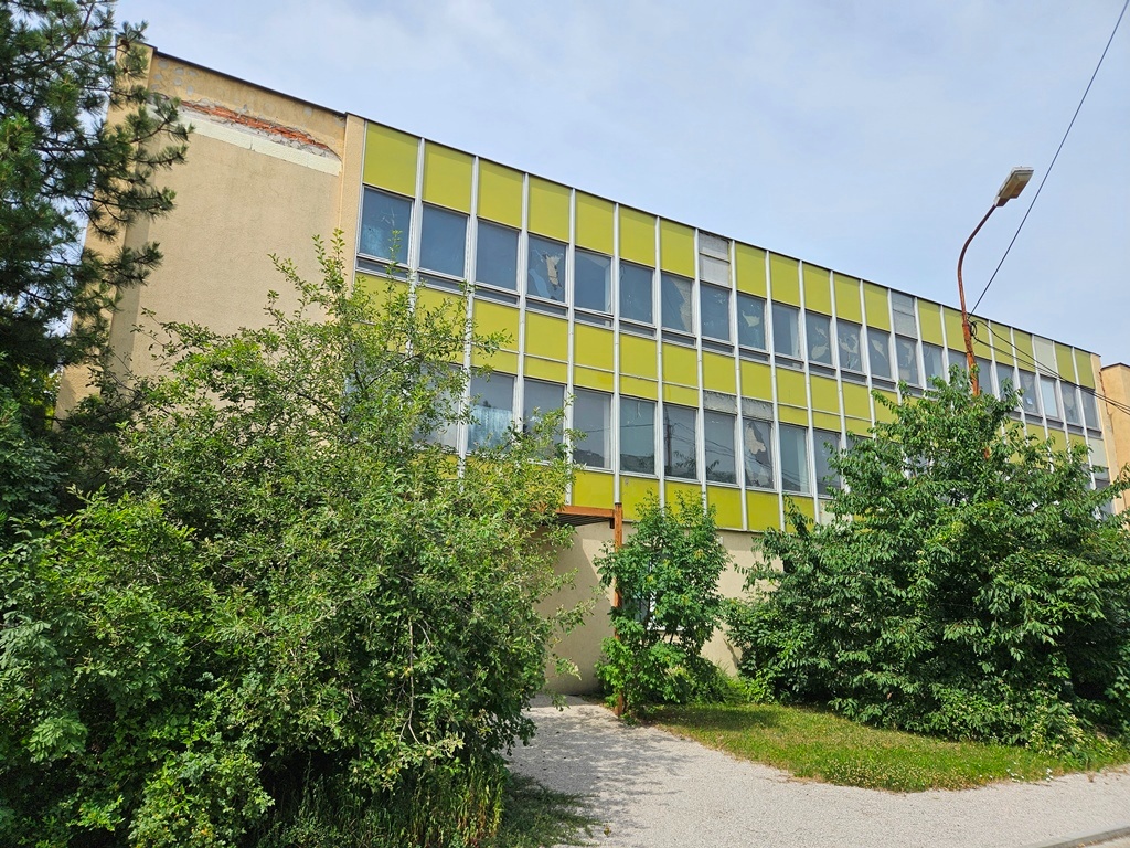 DRAŽBA-ADM.BUD.súp. č. 10100 na ul. Rybničná,obec Bratislava