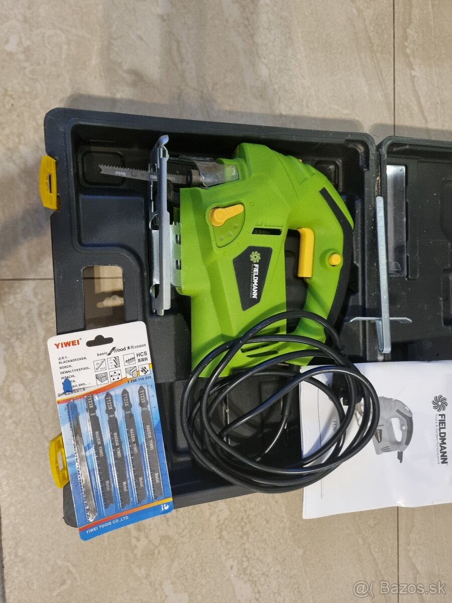 FIELDMANN FDP 200711-E Priamočiara píla 710 W