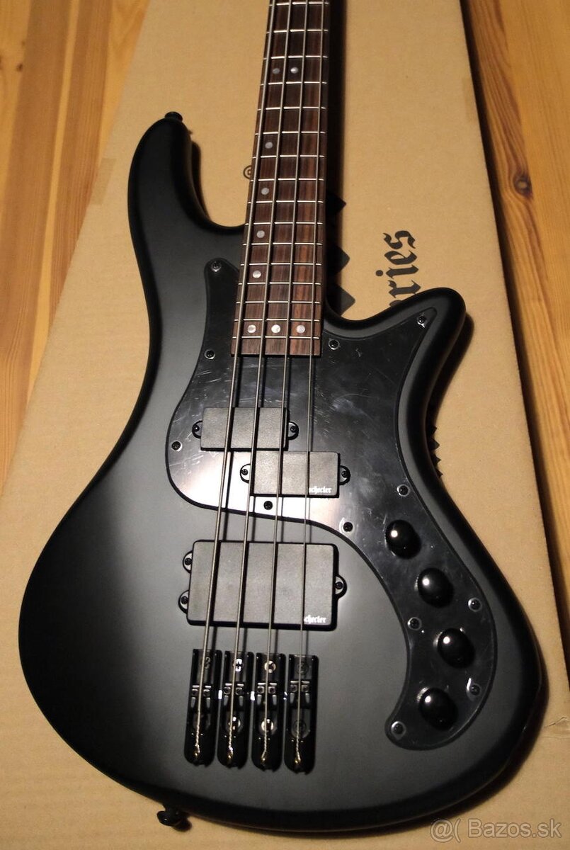 Basgitara Schecter Stilleto Stealth 4
