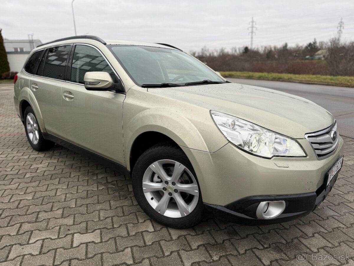 Subaru outback BR benzín 2,5 2010 4x4