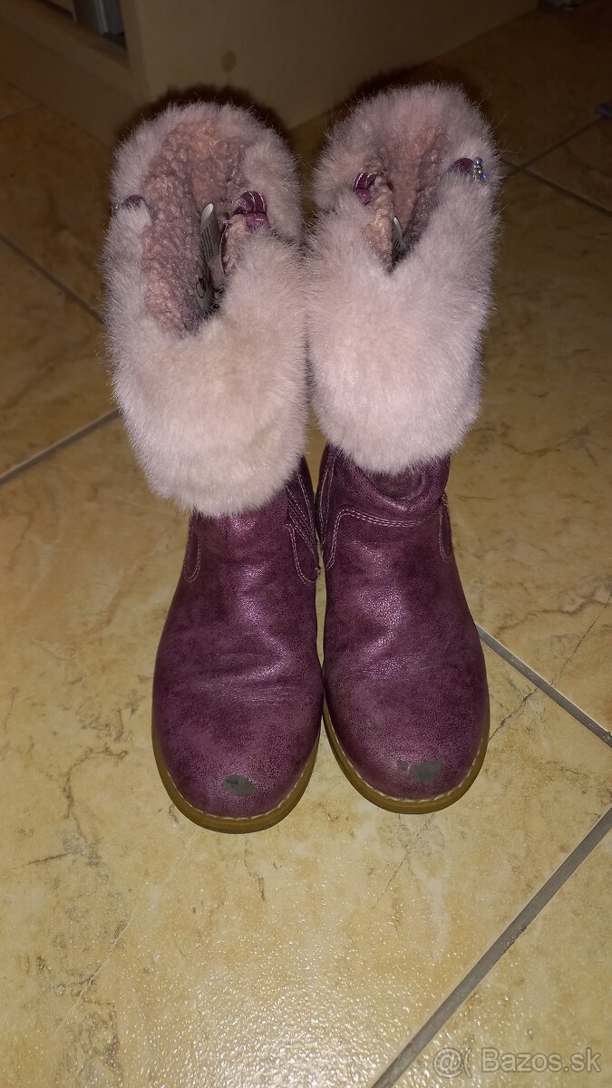 Dievčenské čižmy