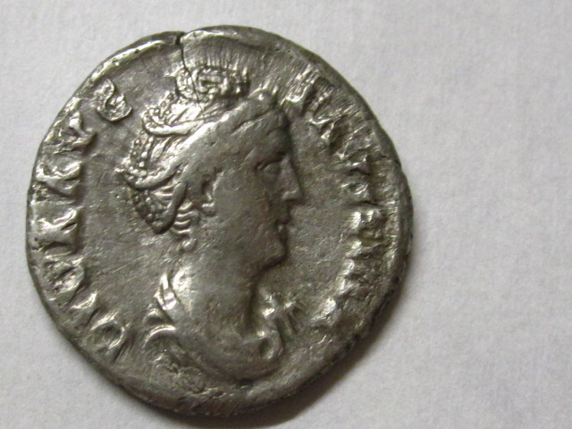 Rím, Faustina Mater ( + 141 ), denár - originál