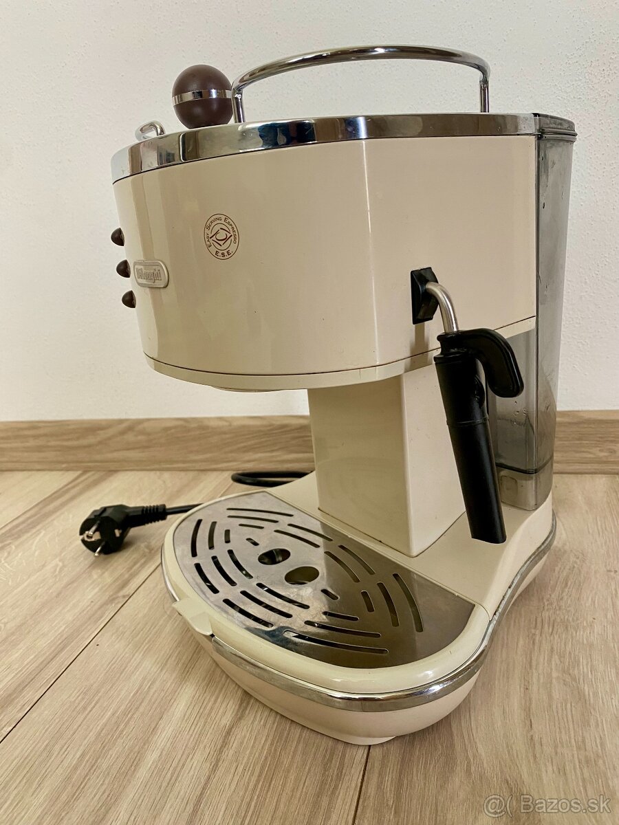 Kávovar DeLonghi