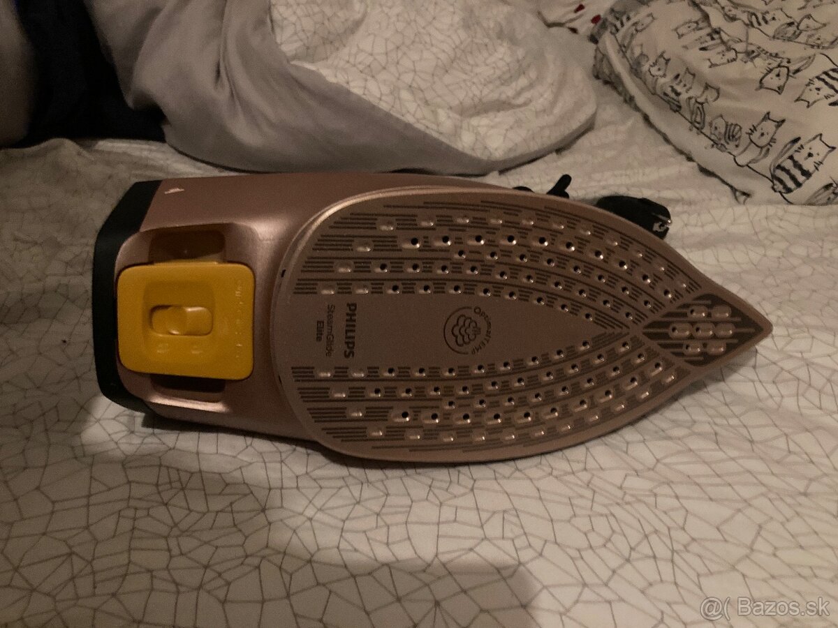 Philips Azur 8000 series