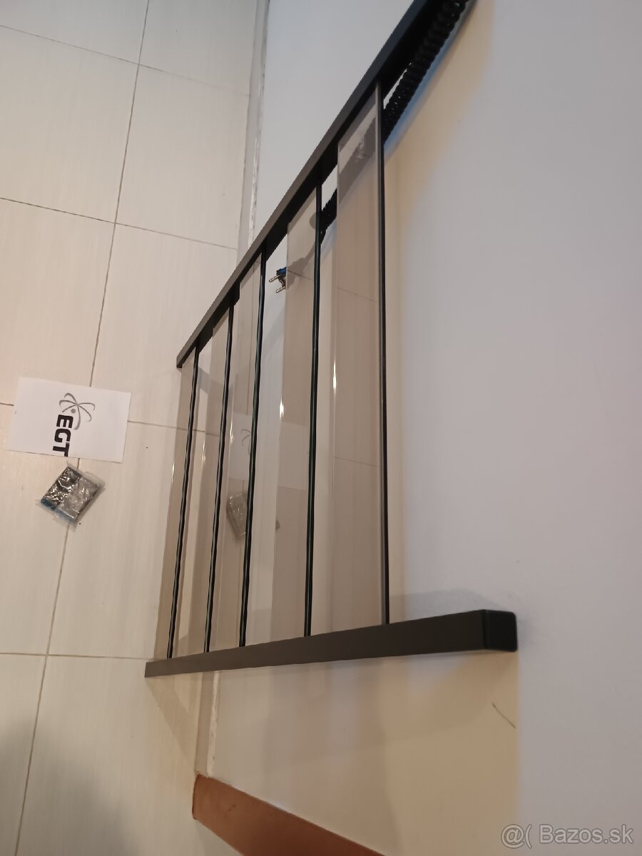 Predám elektrický sušič na uteráky/kúpeľňový radiátor.