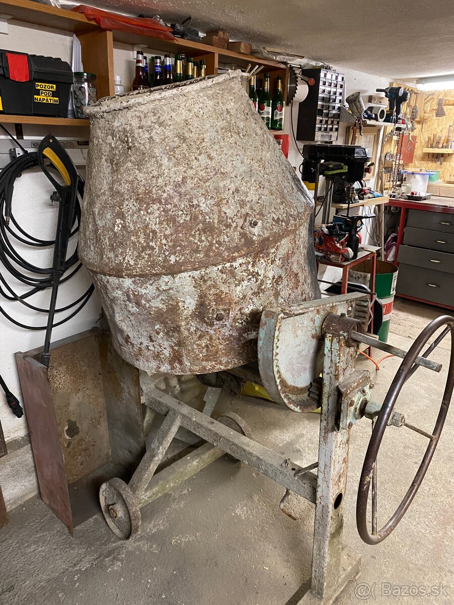 Spadová miešačka SMA-125 STROJSTAV