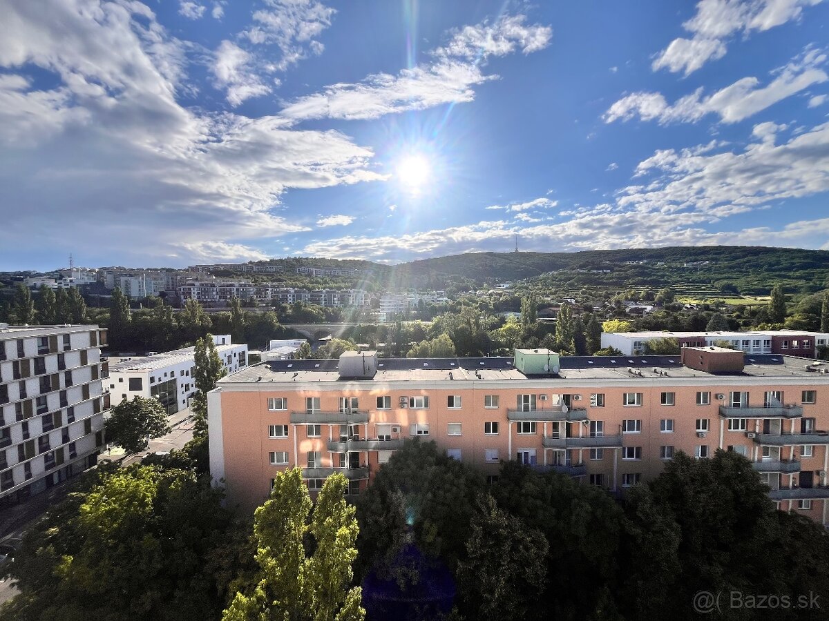 4-izbový byt s panoramatickým výhľadom a úplným súkromím