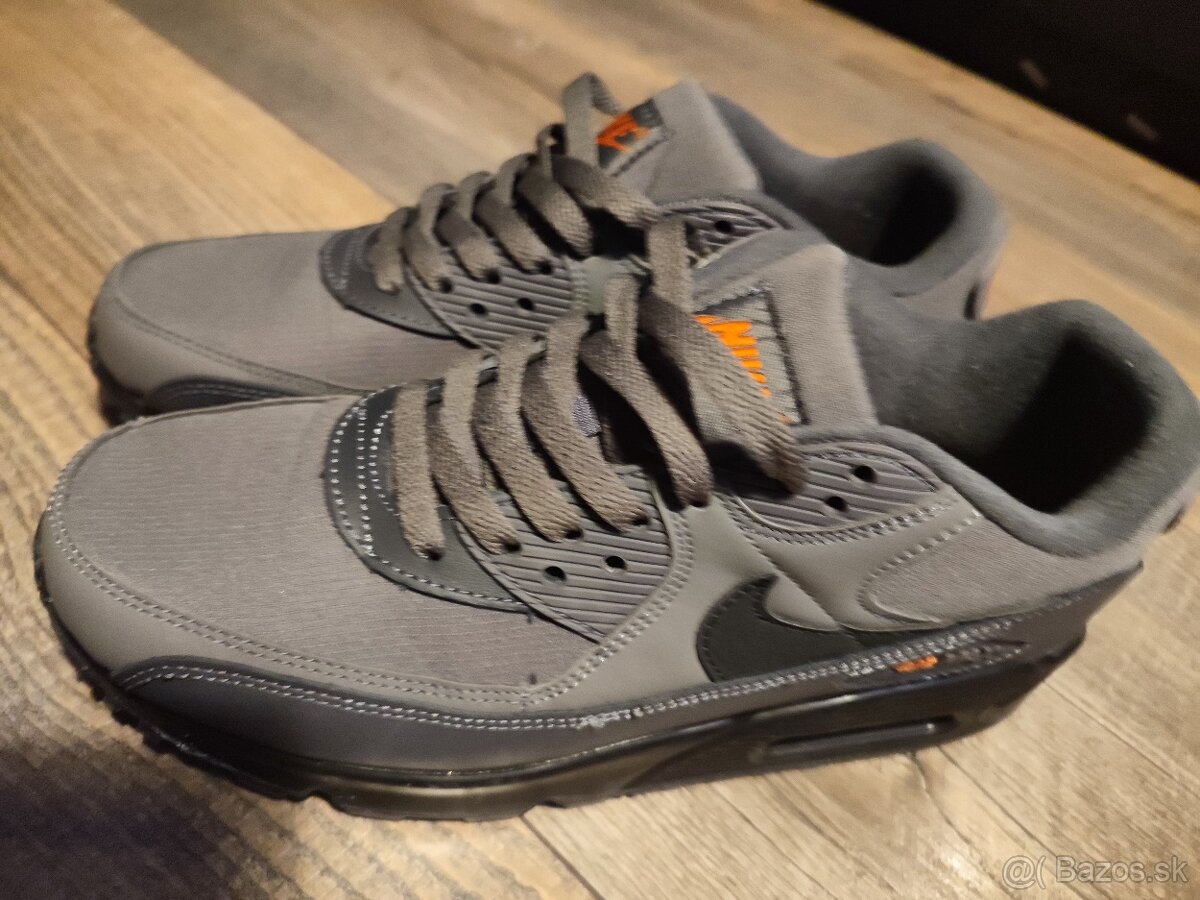 Nike Air. veľkosť 43.