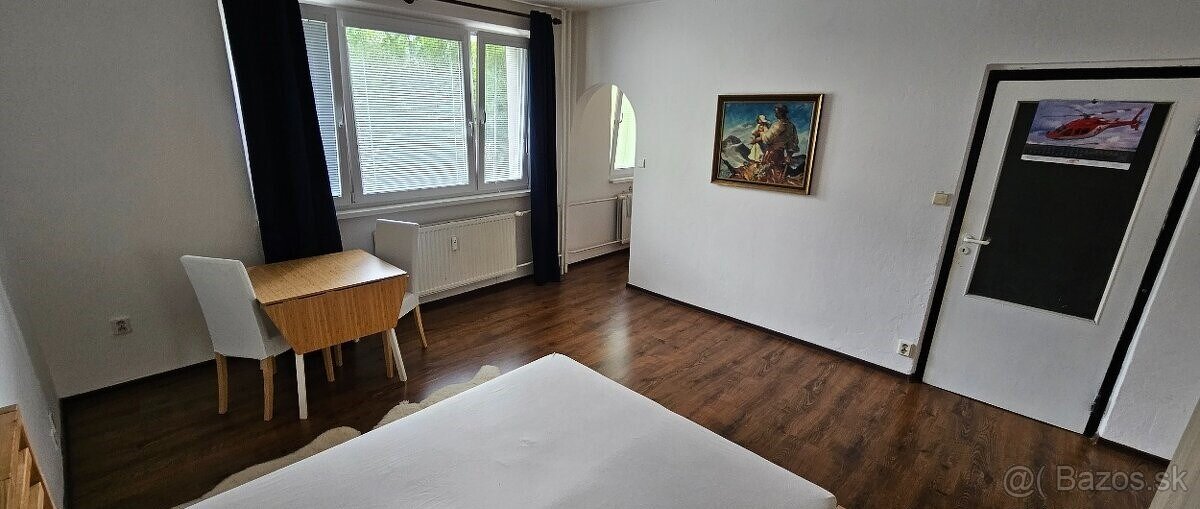 Pripravujeme na predaj 1 izbový byt, Mestká časť Záturčie