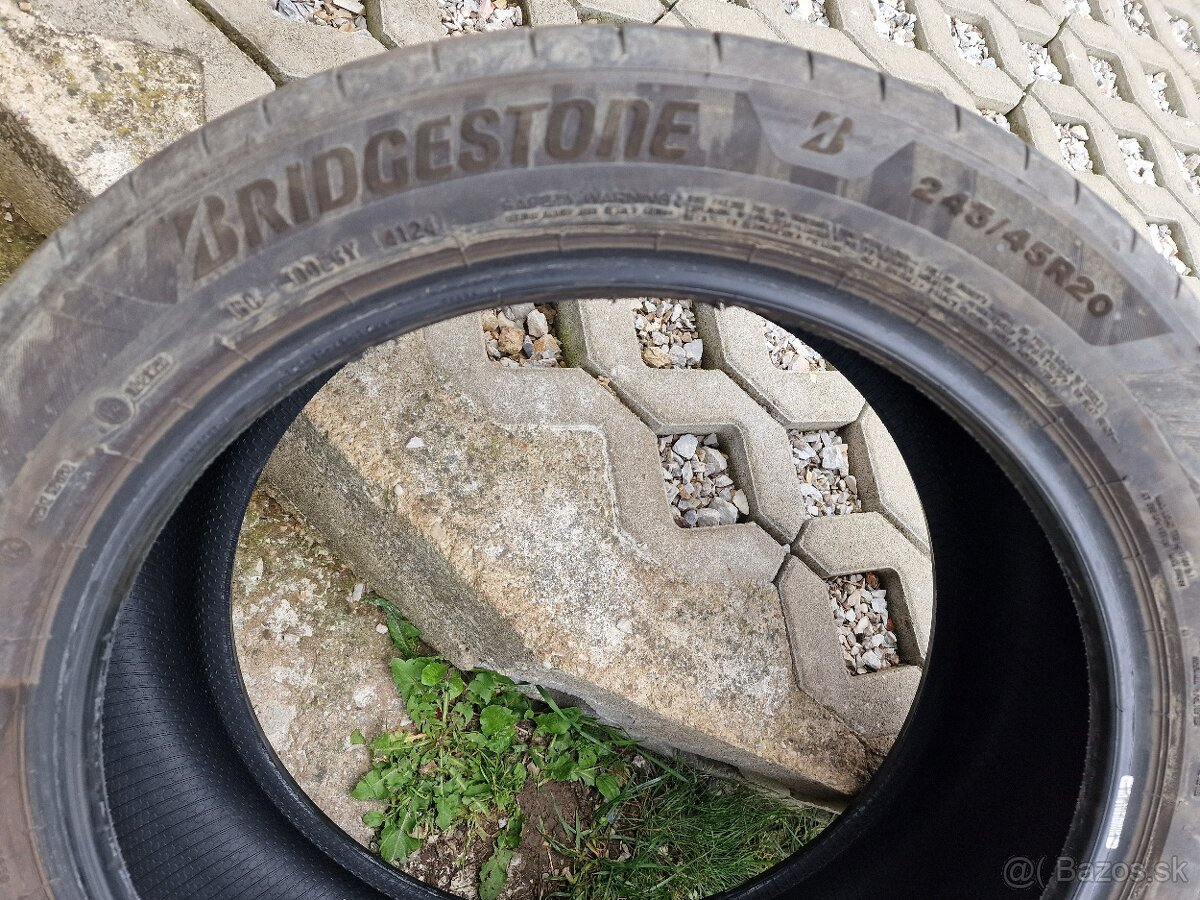 245/45 r20 Bridgestone turanza